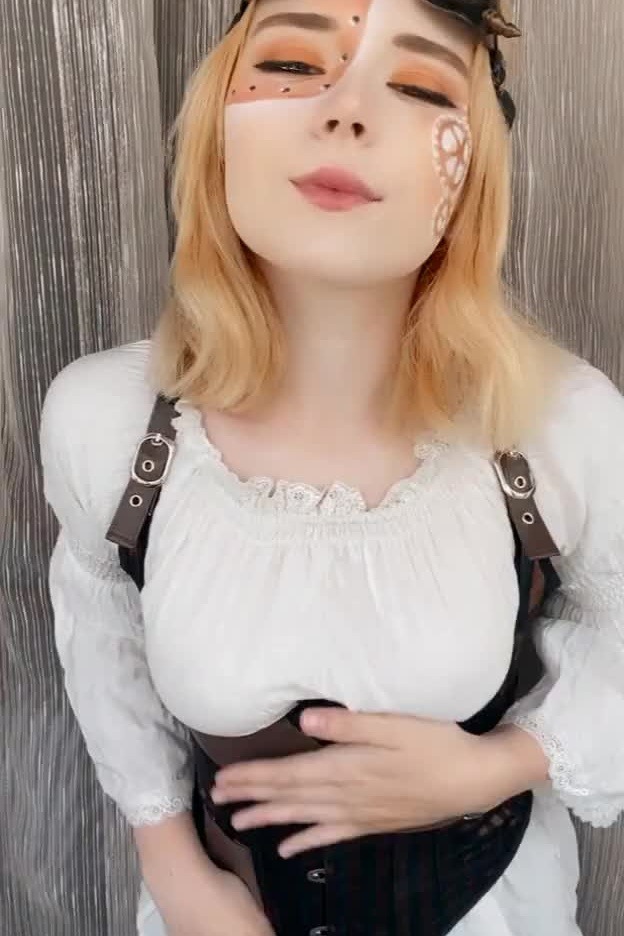 SweetieFox 1